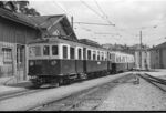 Zug der Compagnie du chemin de fer Lausanne-Echallens-Bercher (LEB) mit Triebwagen BFe 4/4 21 und Personenwagen C4 15 - 19 in Lausanne Chauderon