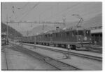 Schnellzug der Rhätischen Bahn (RhB) mit den Lokomotiven Ge 4/4 II 615 und Ge 4/4 II 616 in Vielfachsteuerung in Thusis