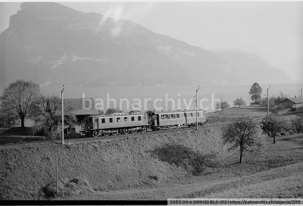 SGEG DH A SWN120 BLS-013: Dienstzug der Berner Alpenbahn-Gesellschaft Bern-Lötschberg-Simplon (BLS) mit Lokomotive Ce 6/6 121 der Bern-Neuenburg-Bahn (BN) und Messwagen Xde4ü 91101 der Schweizerischen Bundesbahnen (SBB) vor Faulensee