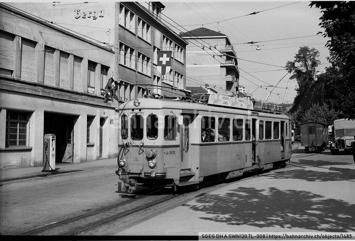 SGEG DH A SWN120 TL-008: Zug der Société des tramways lausannois (TL) mit Triebwagen BFZe 4/4 191 in Lausanne