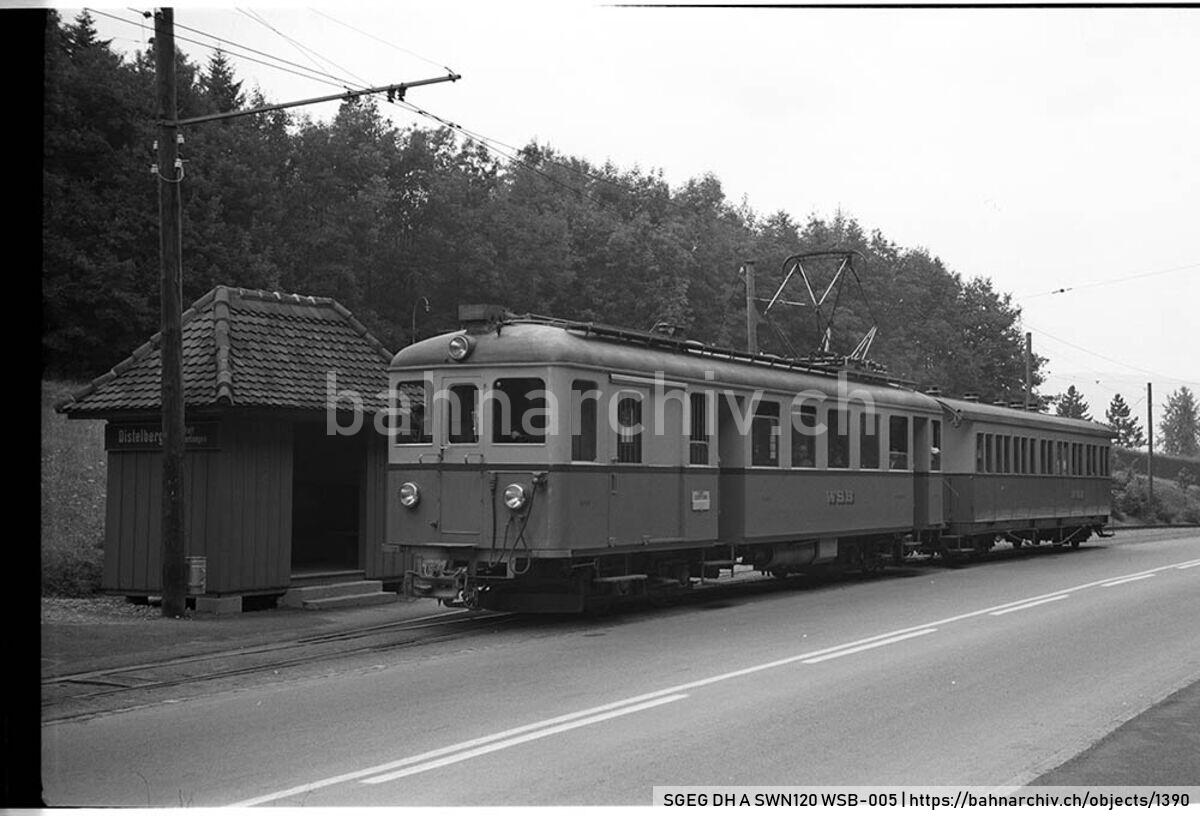 SGEG DH A SWN120 WSB-005: Zug der Wynental- und Suhrentalbahn (WSB) mit Triebwagen BDe 4/4 18 und Personenwagen B 40 in Aarau