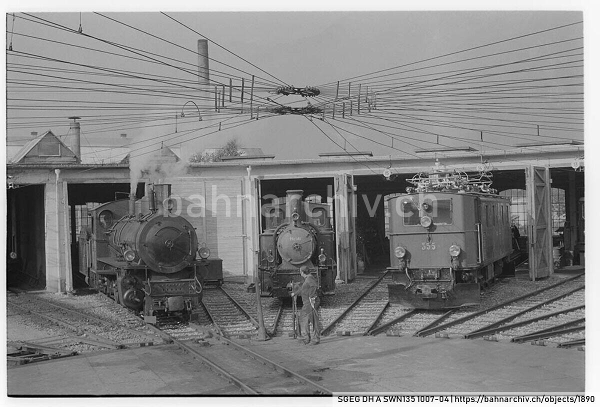 SGEG DH A SWN135 1007-04: Die Lokomotiven G 4/5 108, G 3/4 11 "Heidi" und Ge 4/6 355 der Rhätischen Bahn (RhB) in Igis